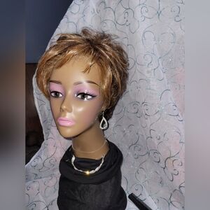 Advanced French By Raquel Welch Wigs! SS Hazelnut